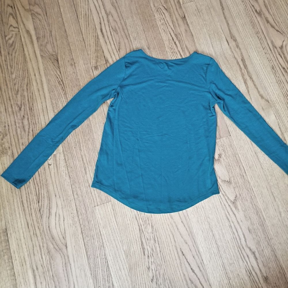 🌻💥HP💥Basic Long Sleeve Tee - Picture 3 of 11